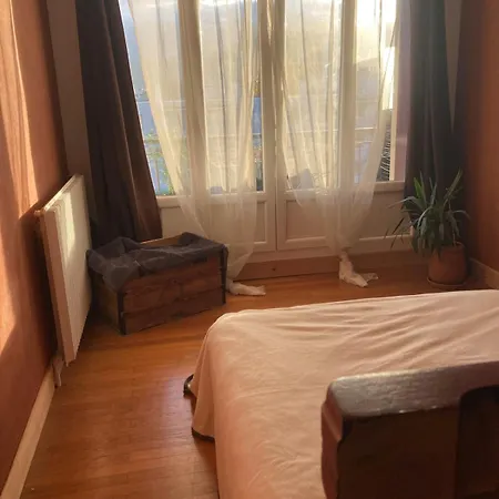 Quartier Calme Et Parking Gratuit Апартаменты *